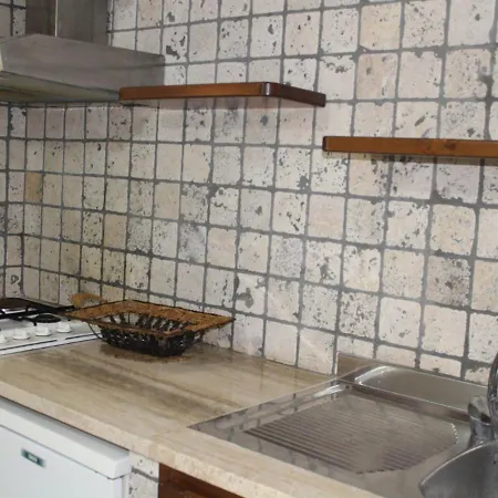 Quaint In With Swimming Pool *