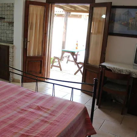 Holiday home Quaint In With Swimming Pool Matino
